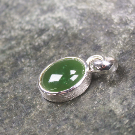 Hapopo Pounamu pendant set in Sterling Silver - NZ Greenstone