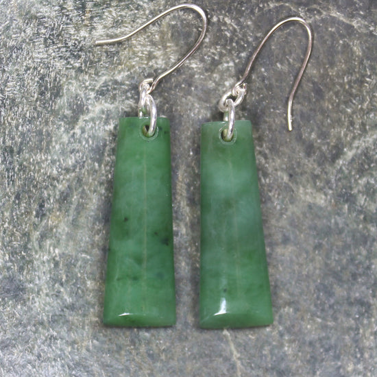 Toki Earrings carved from Hapopo Pounamu - NZ Greenstone