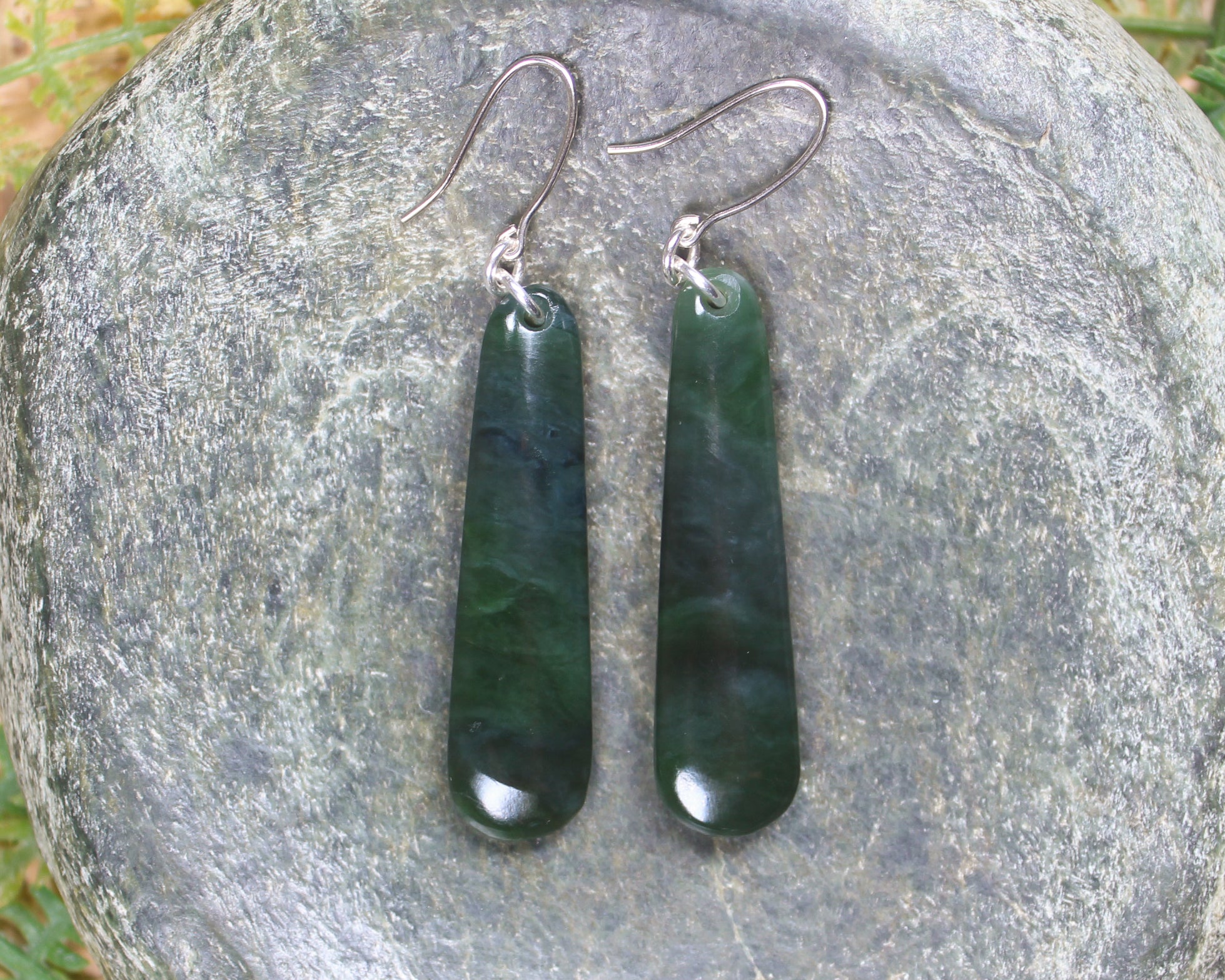 Roimata or Teardrop earrings carved from Kawakawa Pounamu - NZ Greenstone