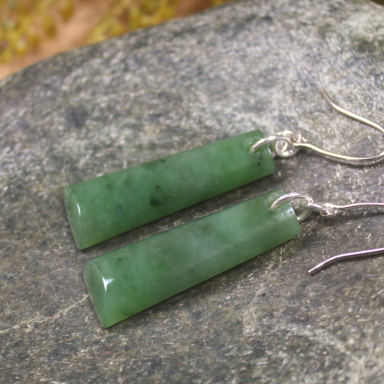 Toki Earrings carved from Hapopo Pounamu - NZ Greenstone