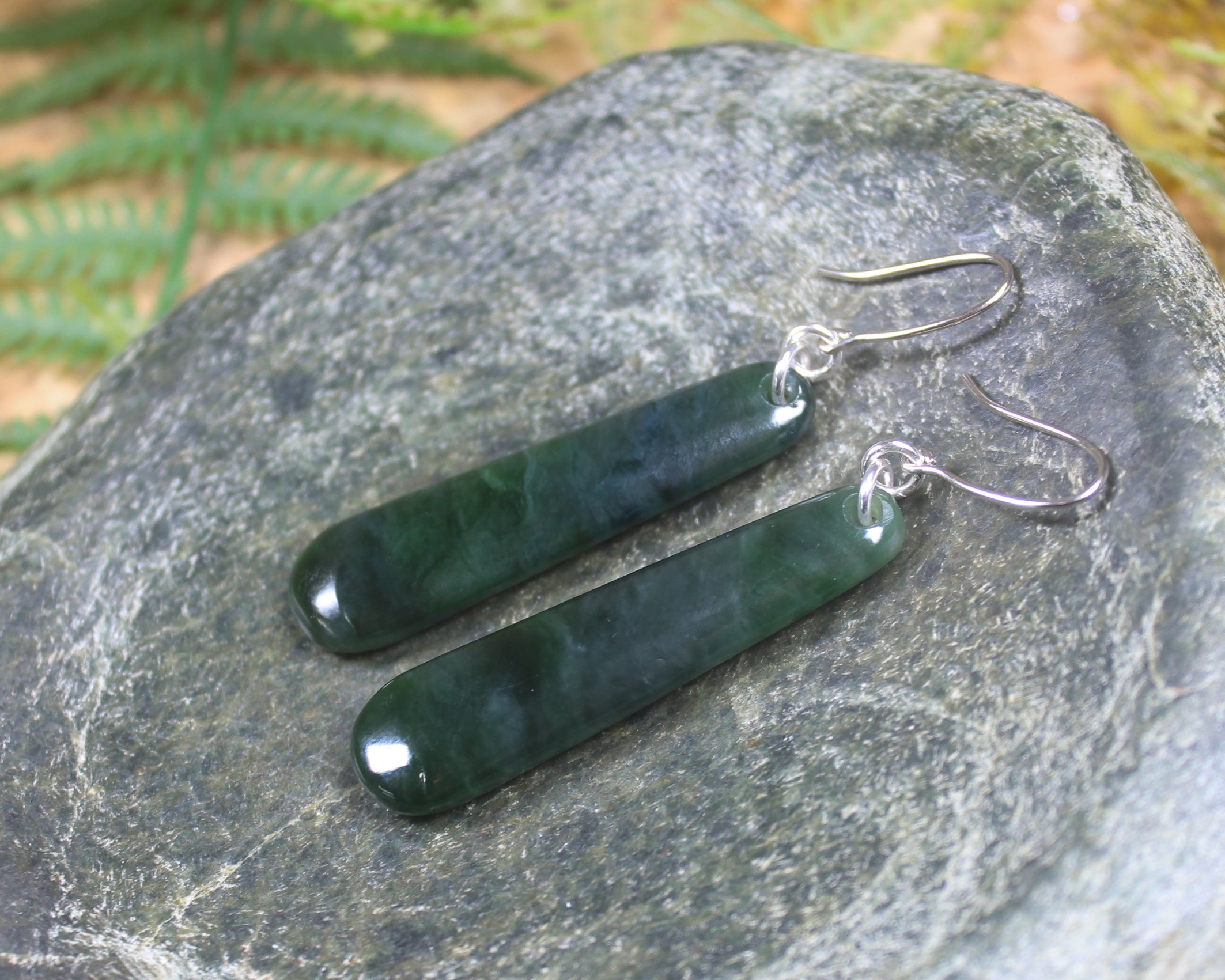 Roimata or Teardrop earrings carved from Kawakawa Pounamu - NZ Greenstone
