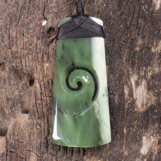 Toki or Adze with Koru carved from Hapopo Pounamu - NZ Greenstone