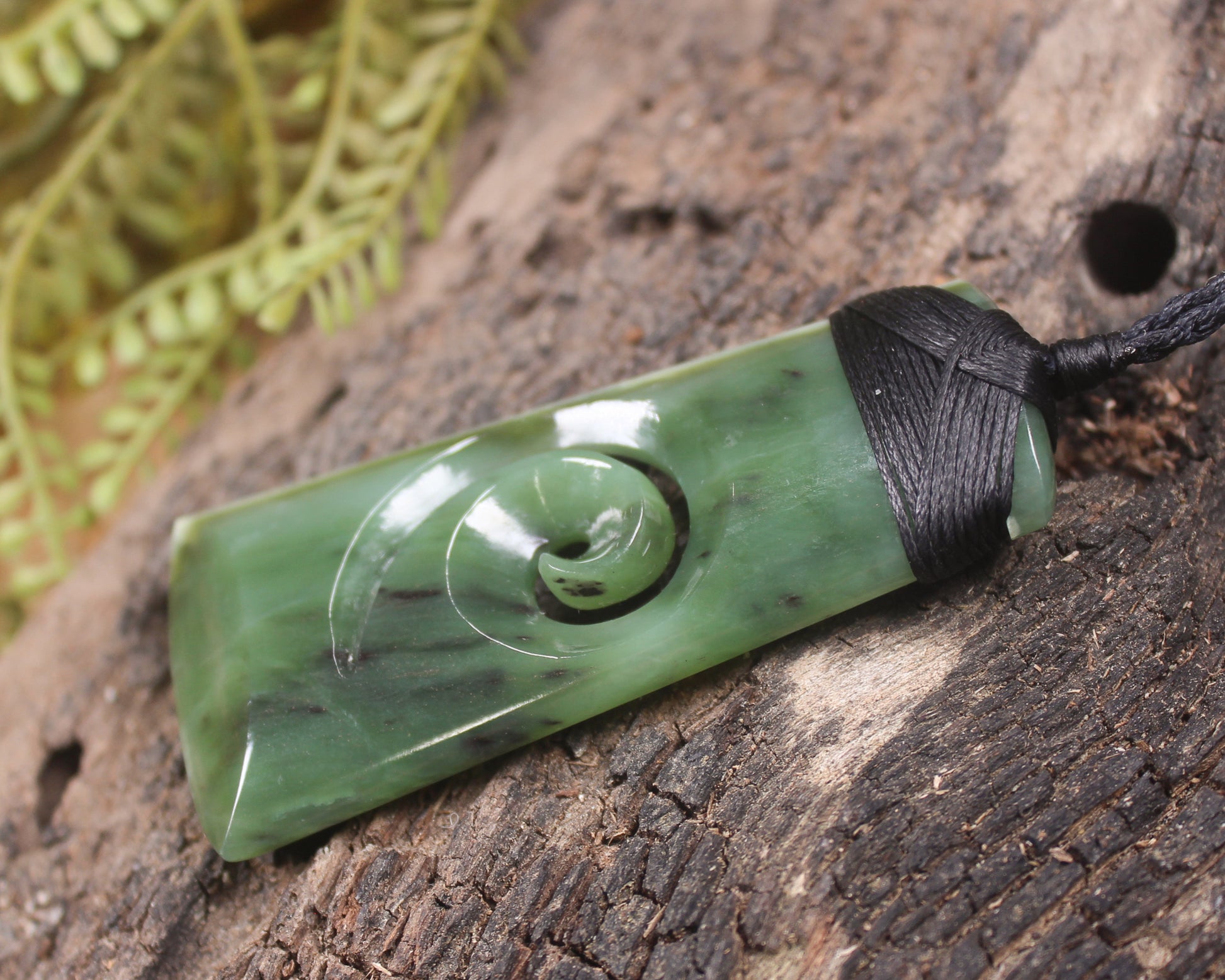 Toki or Adze with Koru carved from Hapopo Pounamu - NZ Greenstone