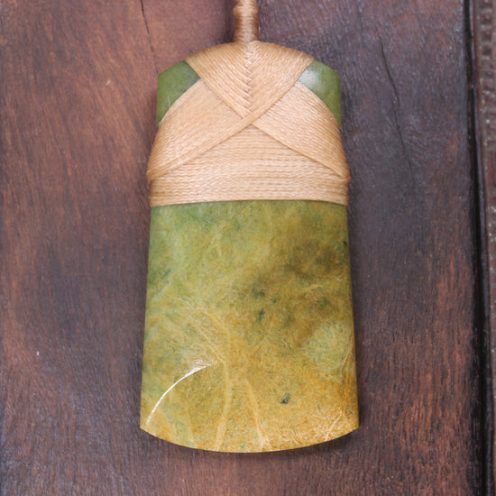 Flower Jade Pounamu Toki Pendant - NZ Greenstone