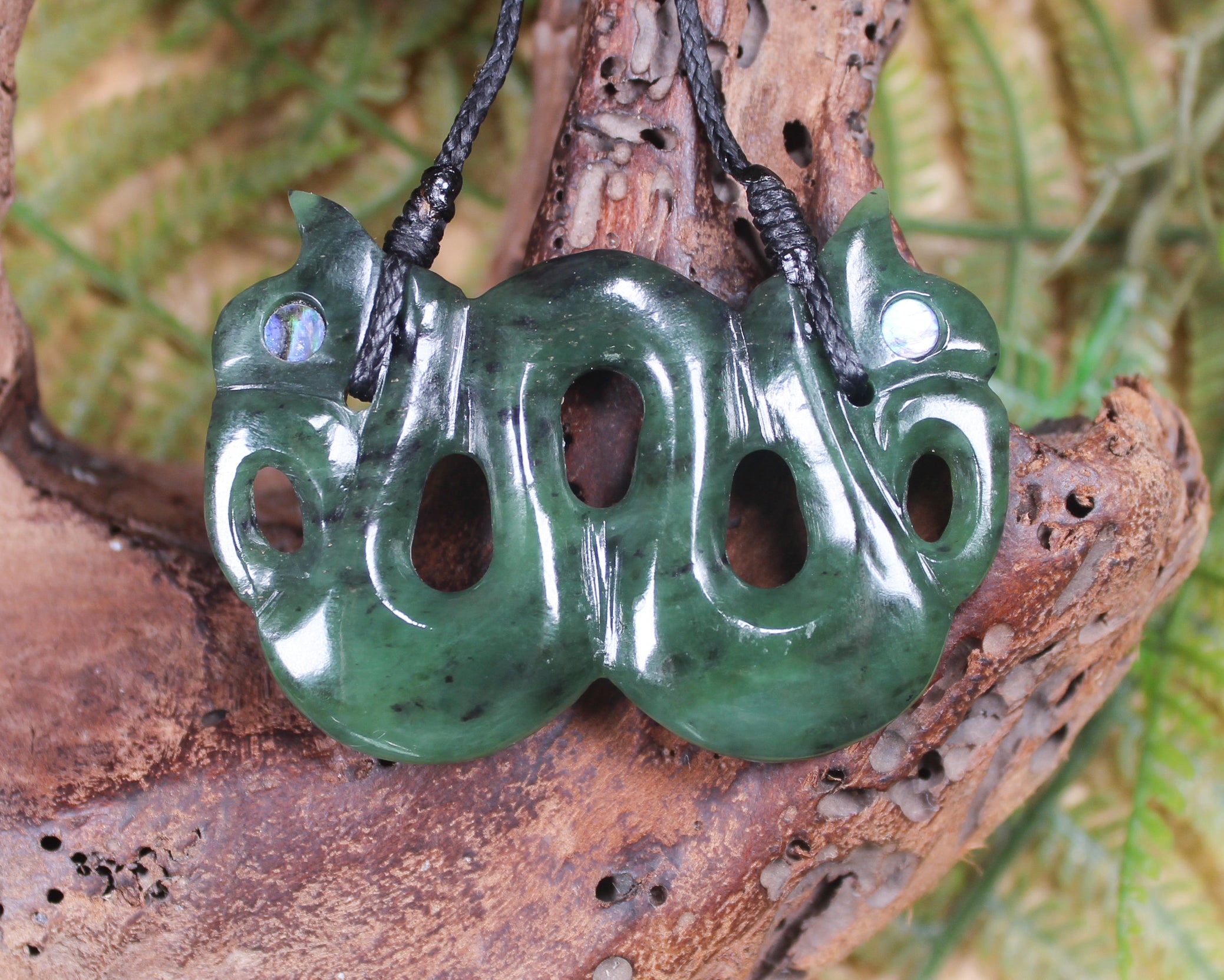 Pekapeka Pendant carved from Hapopo Pounamu - NZ Greenstone