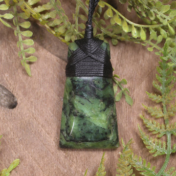 Douglas Creek Pounamu carved into a Toki Pendant - NZ Greenstone