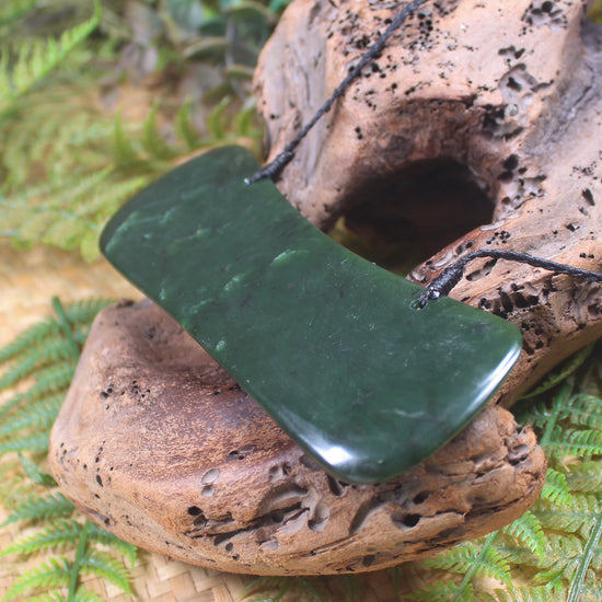 Breastplate or Shield carved from Kawakawa Pounamu - NZ Greenstone