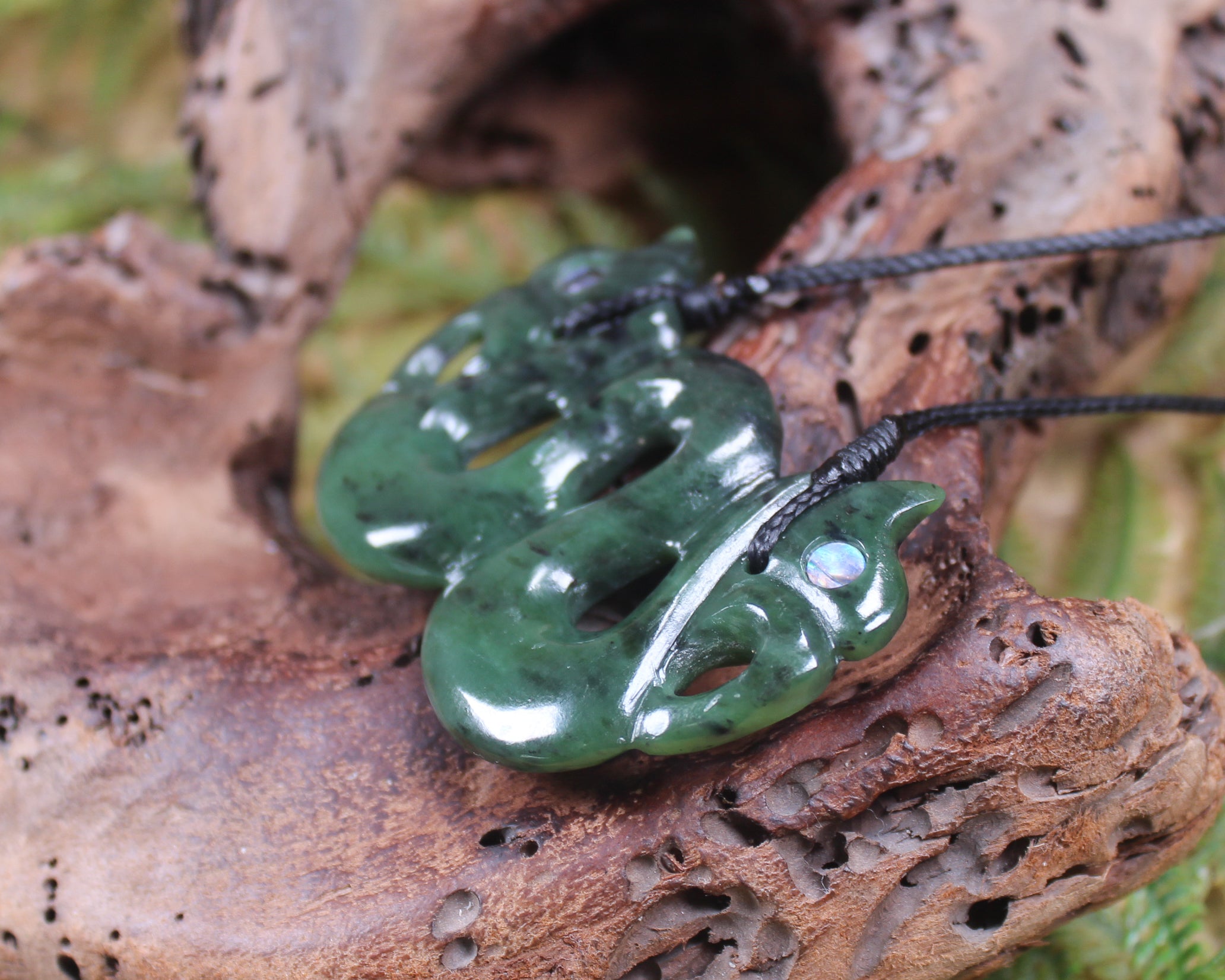 Pekapeka Pendant carved from Hapopo Pounamu - NZ Greenstone