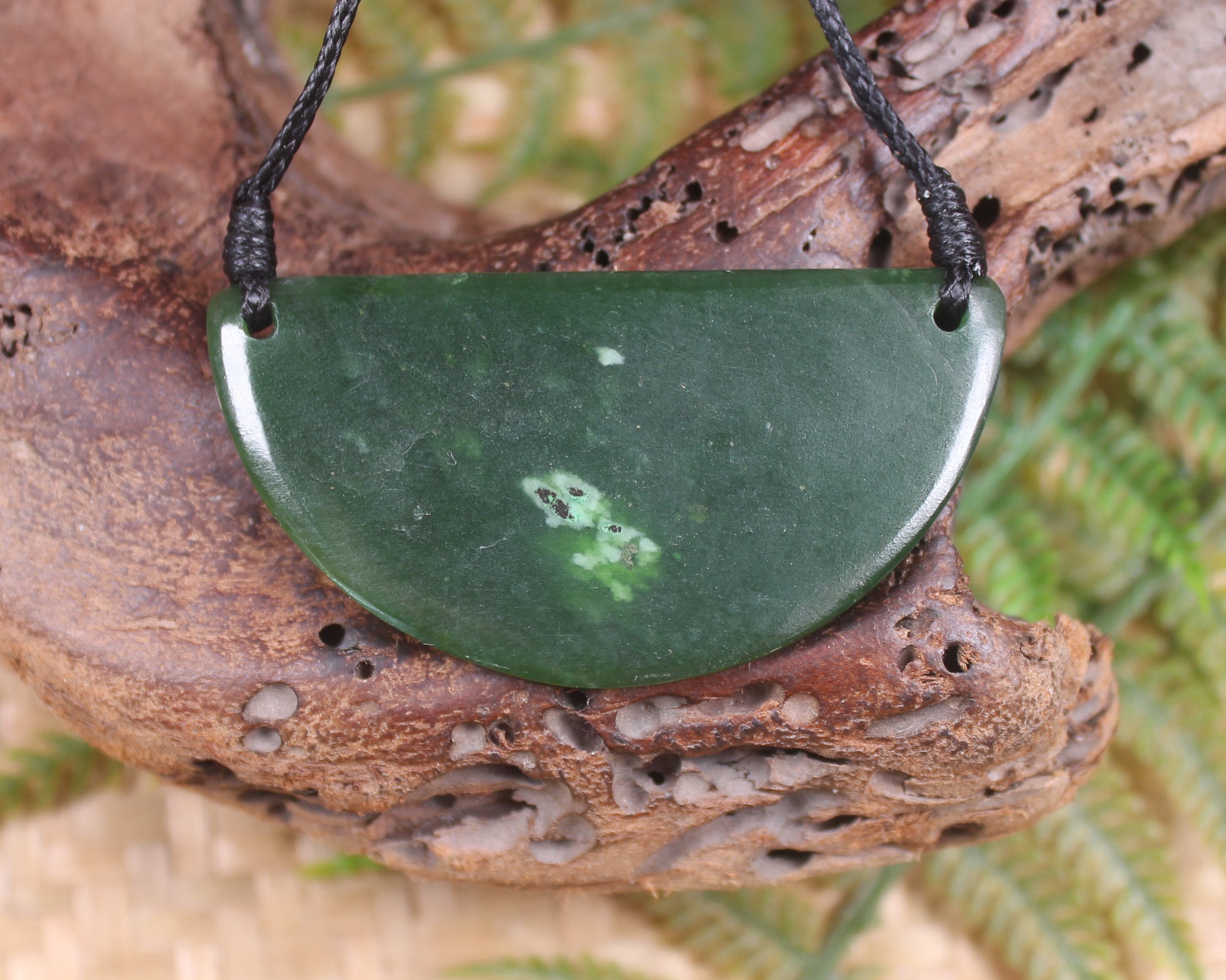 Breastplate or Shield carved from Kawakawa Pounamu - NZ Greenstone