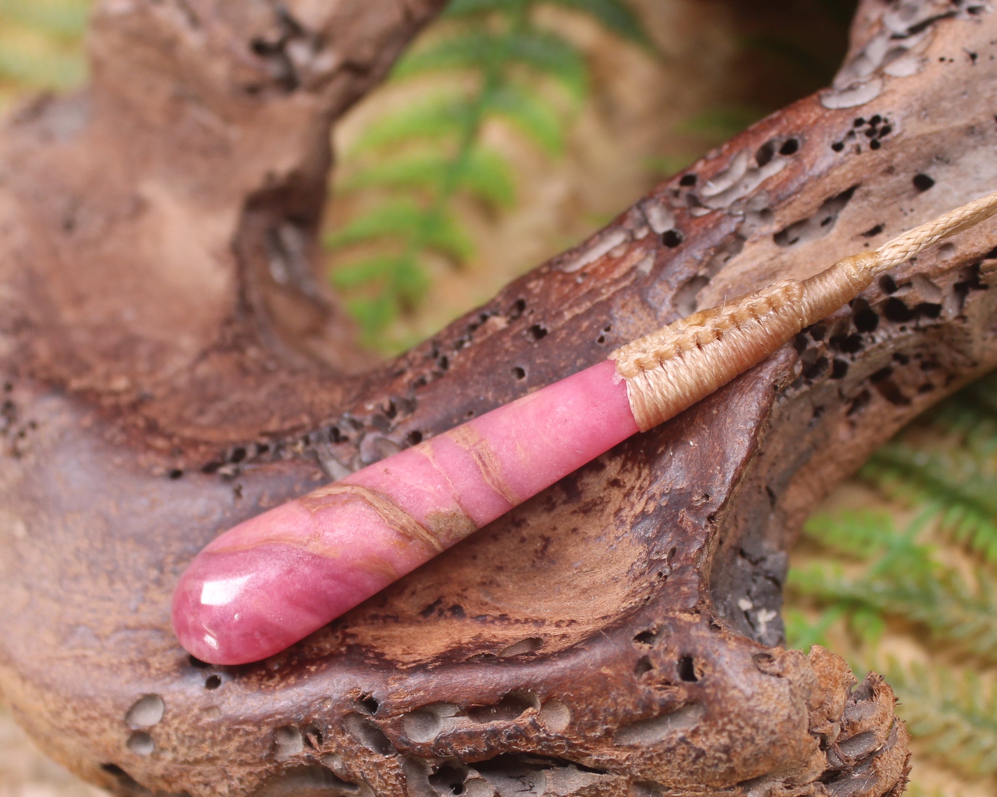Rhodonite Roimata