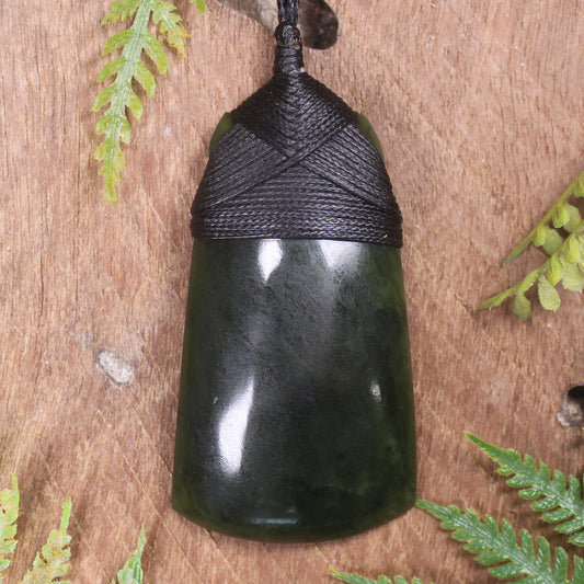 Kawakawa Pounamu Toki