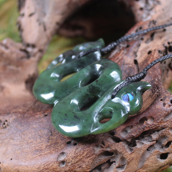 Pekapeka Pendant carved from Hapopo Pounamu - NZ Greenstone