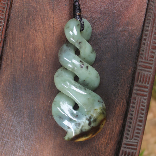 Twist or Pikorua carved from Flower Jade Pounamu - NZ Greenstone