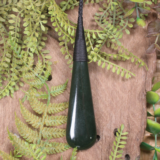 Kawakawa Pounamu Roimata Pendant - NZ Greenstone