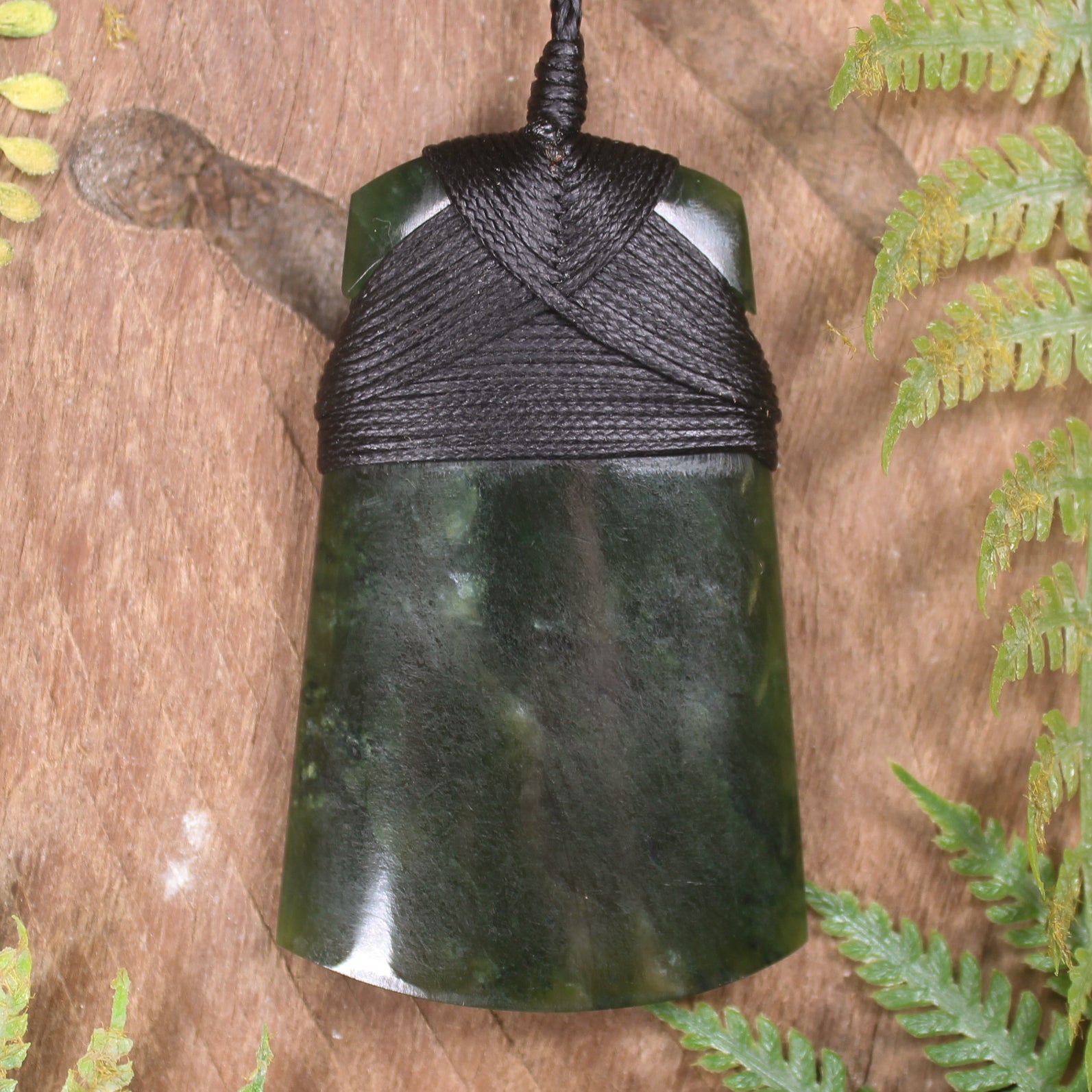 Kawakawa Pounamu Toki