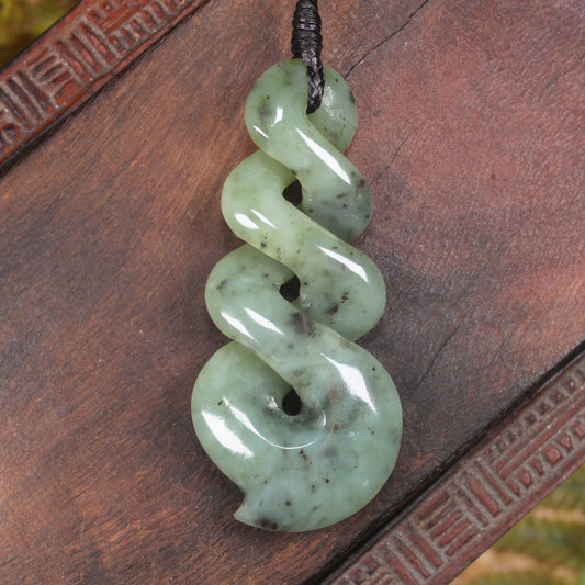 Twist or Pikorua carved from Hapopo Pounamu - NZ Greenstone