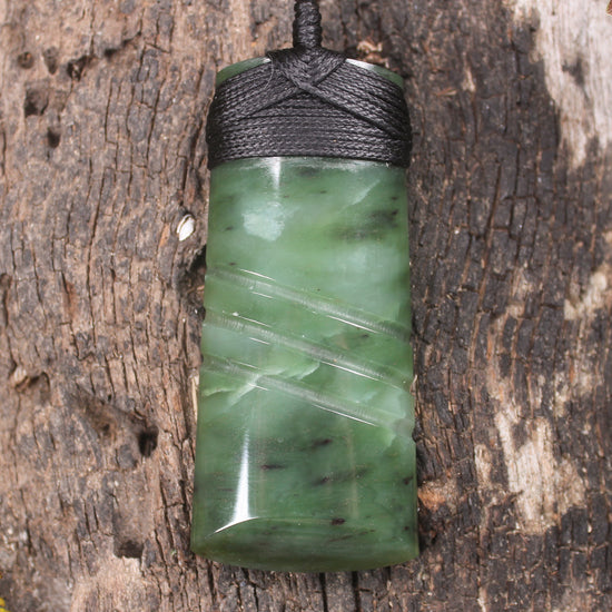 Hapopo Pounamu Toki