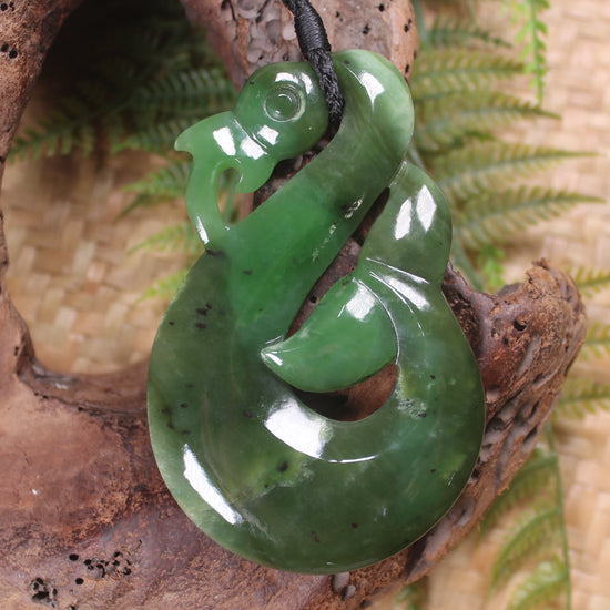 Manaia pendant carved from Hapopo Pounamu - NZ Greenstone