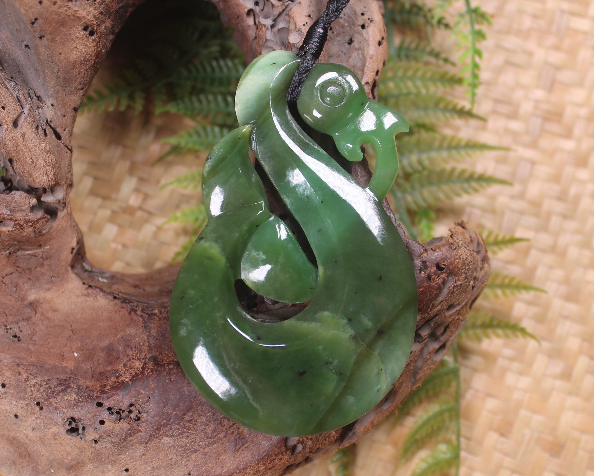 Manaia pendant carved from Hapopo Pounamu - NZ Greenstone