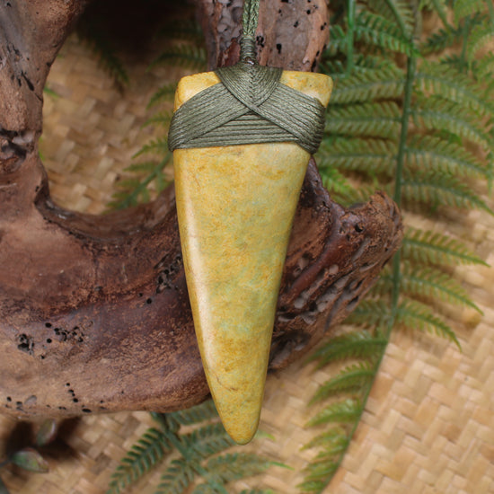 Taniwha Tooth or Niho carved from Flower Jade Pounamu - NZ Greenstone