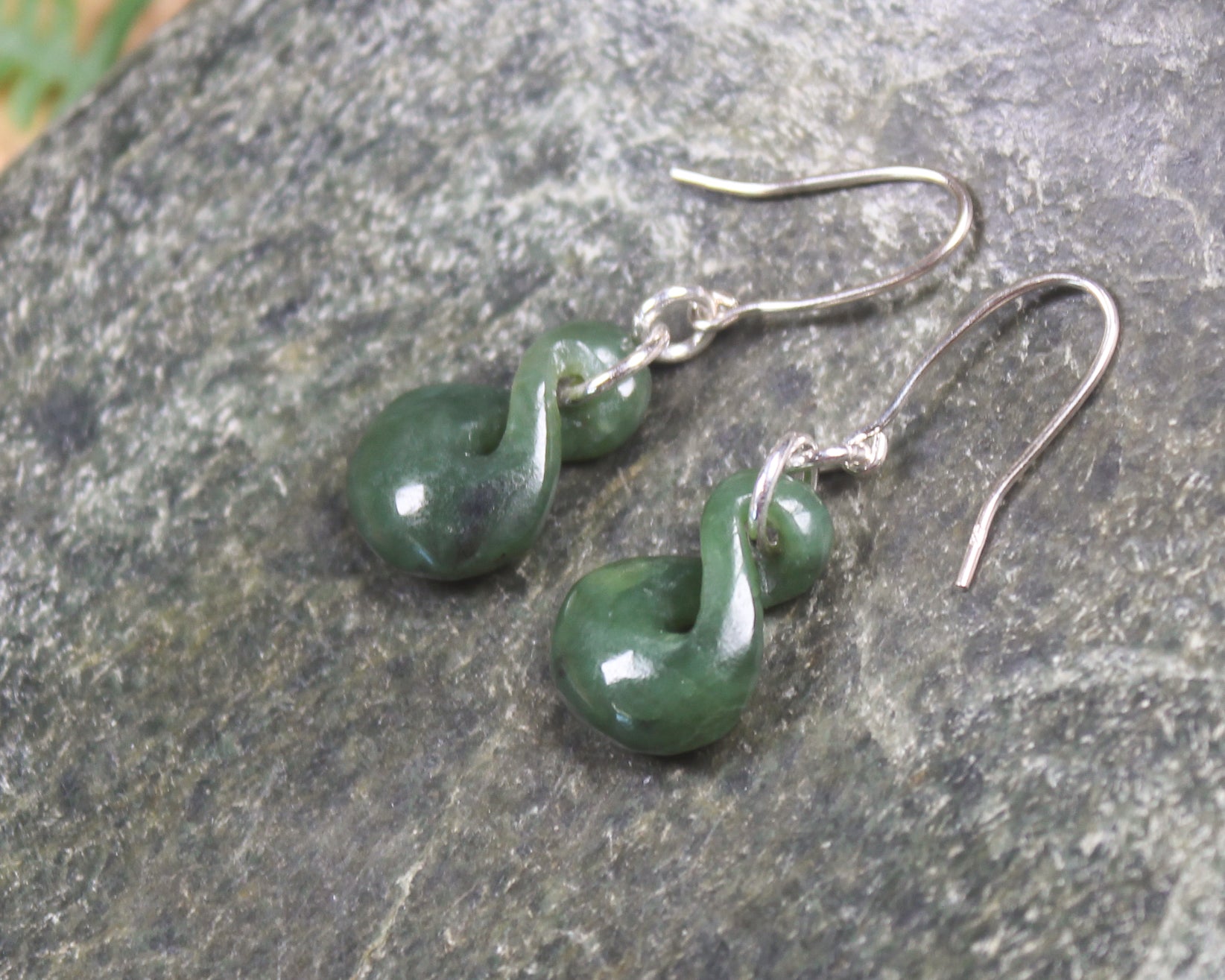 Twist Earrings carved from Hapopo Pounamu - NZ Greenstone