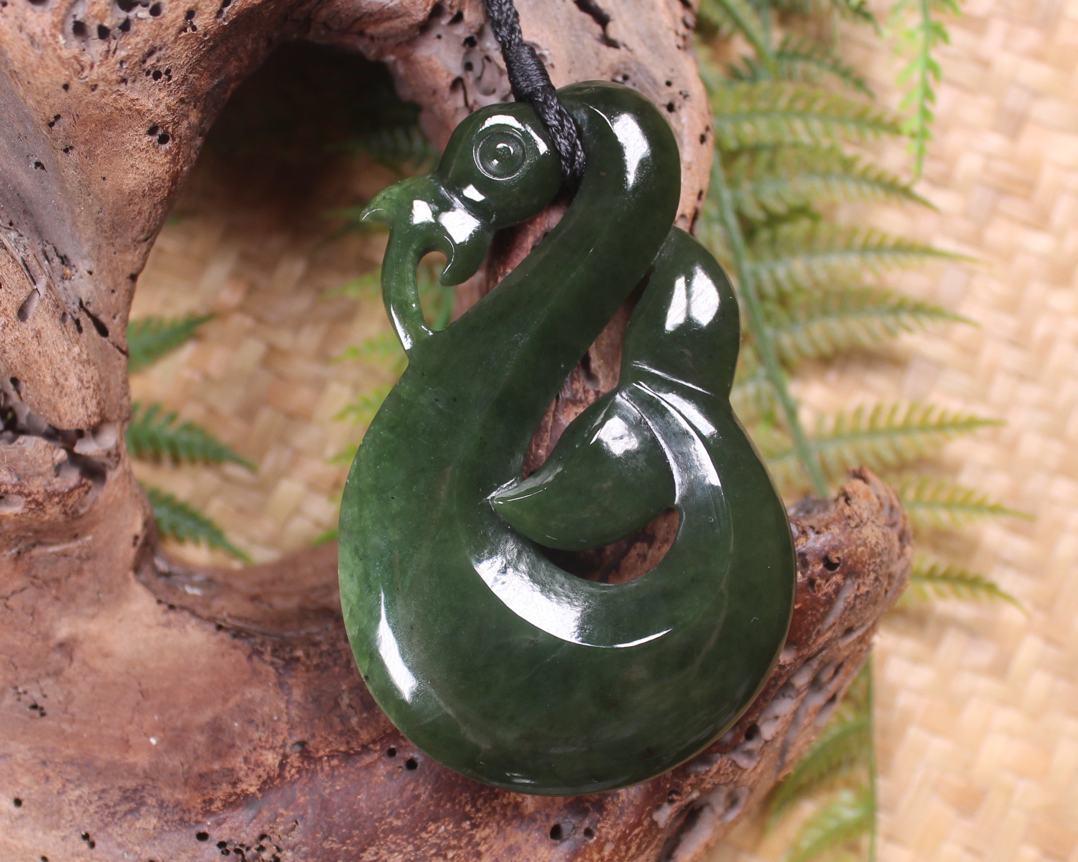 Manaia carved from Kawakawa Pounamu - NZ Greenstone