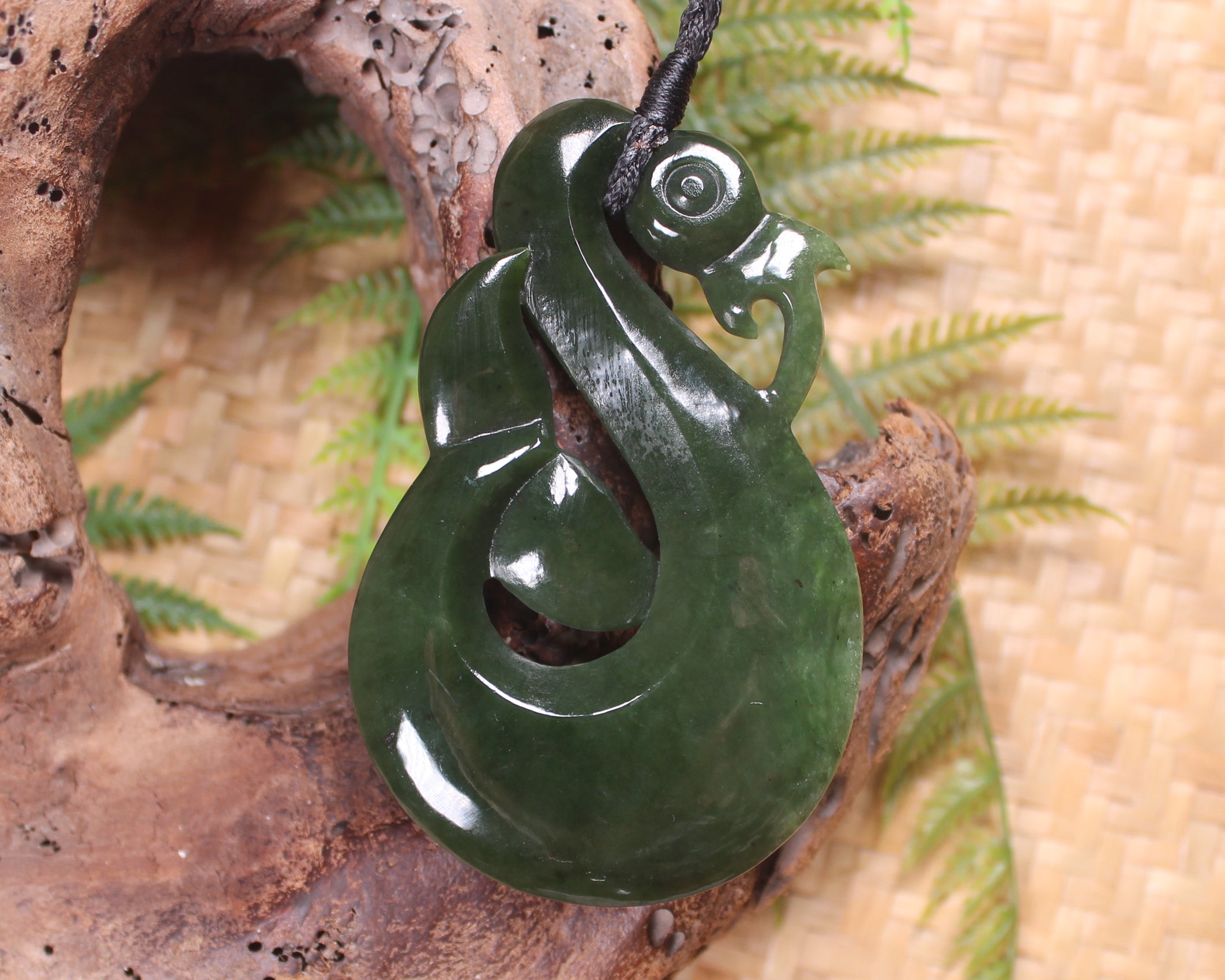 Manaia carved from Kawakawa Pounamu - NZ Greenstone