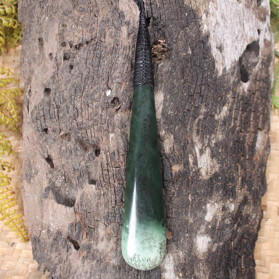 Kawakawa Pounamu Roimata Pendant - NZ Greenstone