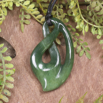 Twist carved from Kawakawa Pounamu - NZ Greenstone