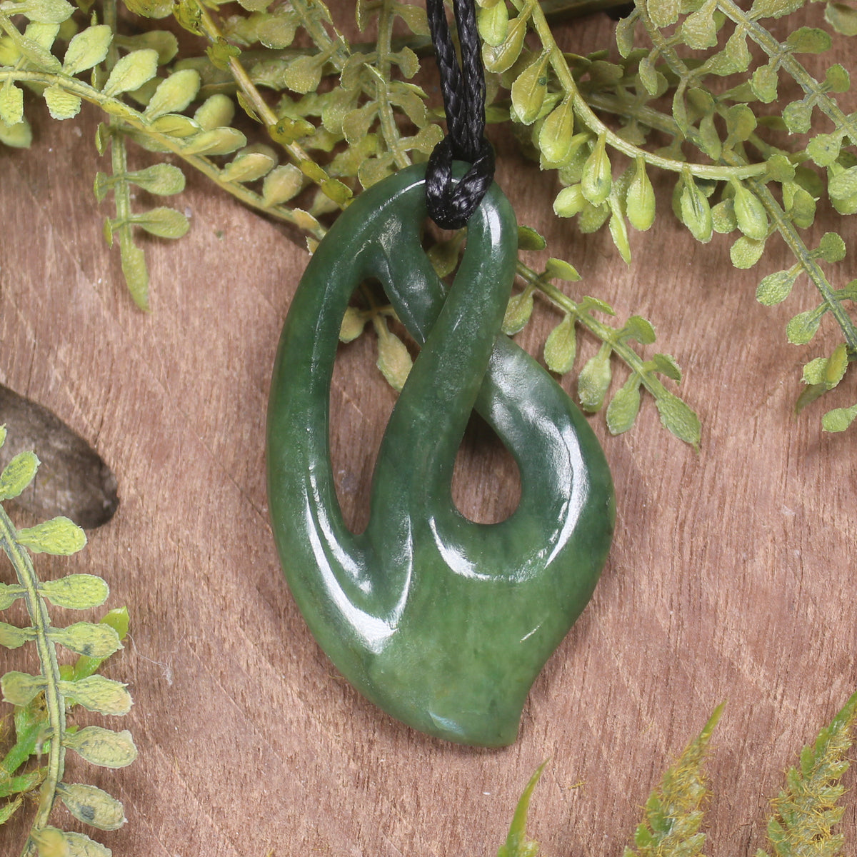 Twist carved from Kawakawa Pounamu - NZ Greenstone