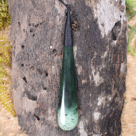 Kawakawa Pounamu Roimata Pendant - NZ Greenstone