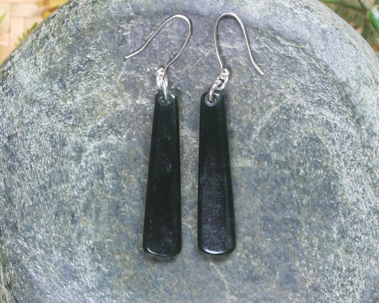 Roimata or Teardrop earrings carved from Kawakawa Pounamu - NZ Greenstone