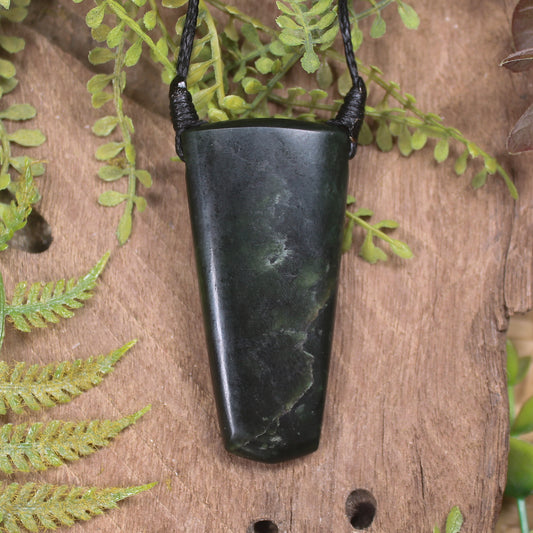 Kawakawa Pounamu Freeform Pendant