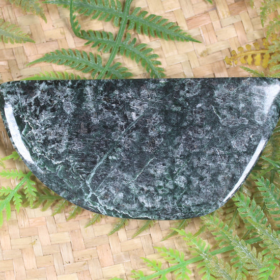Freeform Serpentine Pounamu Sculpture - NZ Greenstone