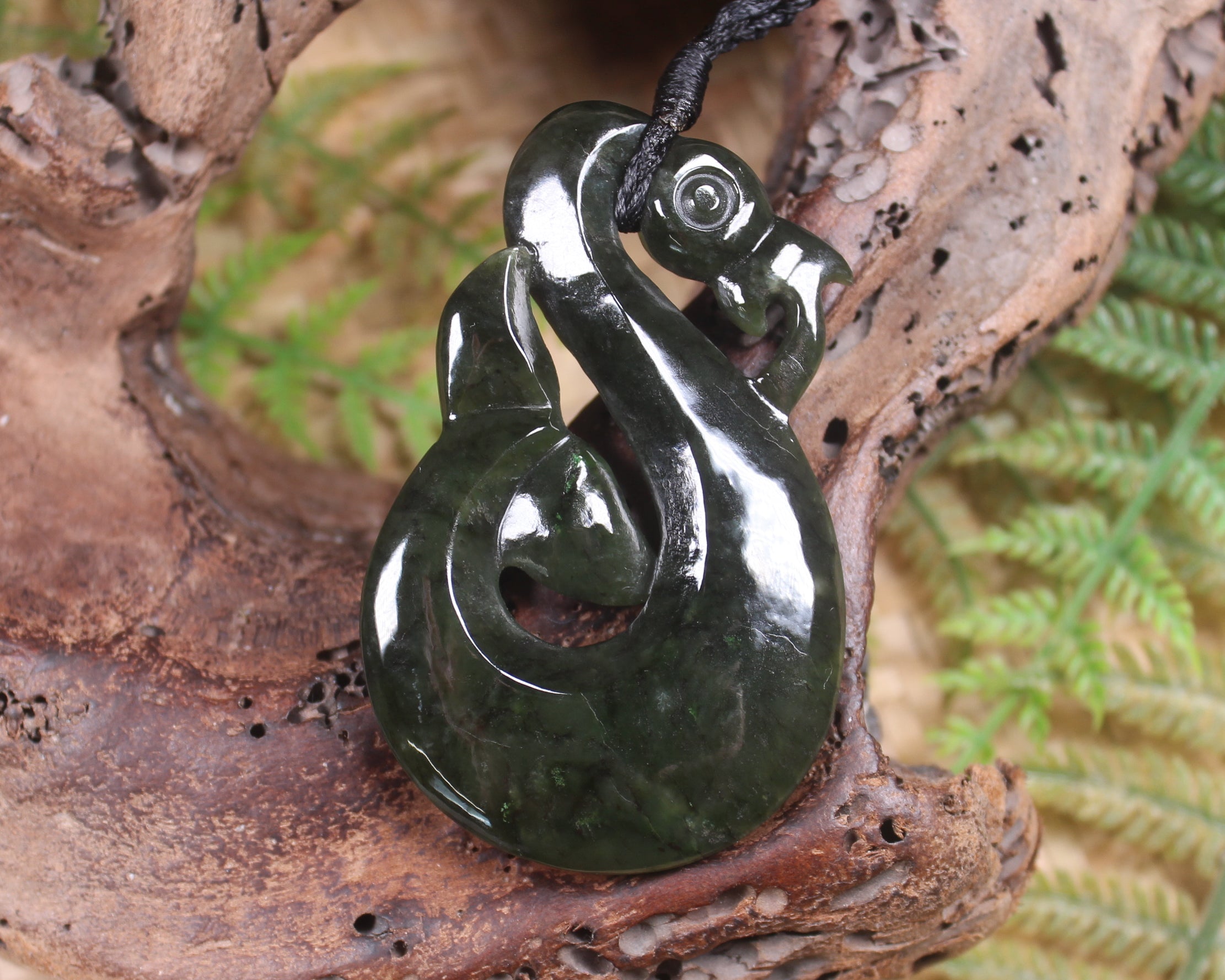 Manaia pendant carved from Rimu Pounamu - NZ Greenstone