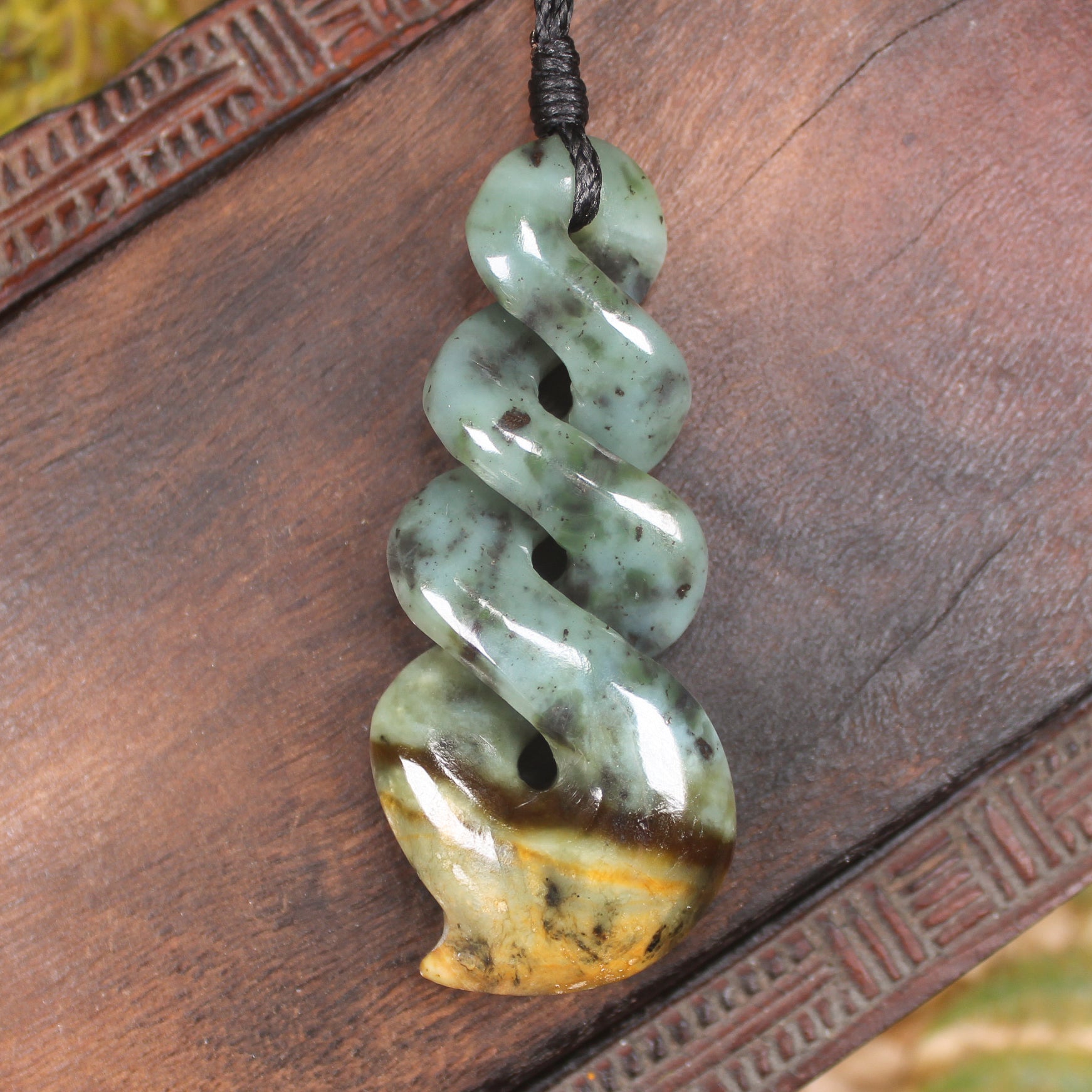 Twist or Pikorua carved from Flower Jade Pounamu - NZ Greenstone