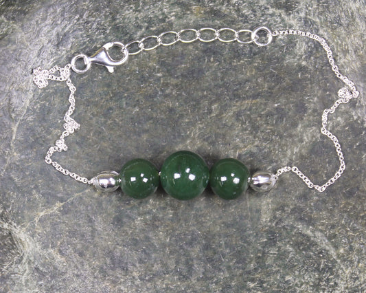 Kawakawa Pounamu Sterling Silver beaded bracelet - NZ Greenstone