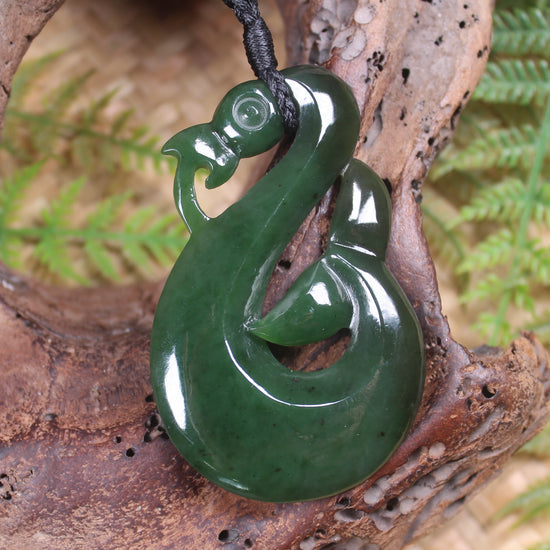 Manaia carved from Kawakawa Pounamu - NZ Greenstone