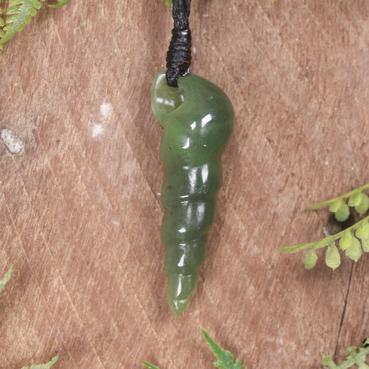 Hapopo Pounamu Shell Pendant