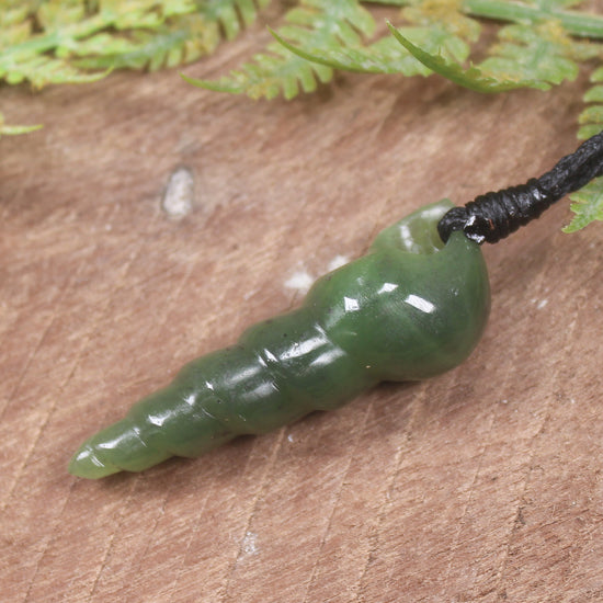 Hapopo Pounamu Shell Pendant