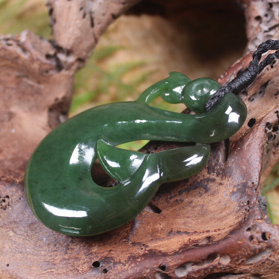 Manaia carved from Kawakawa Pounamu - NZ Greenstone