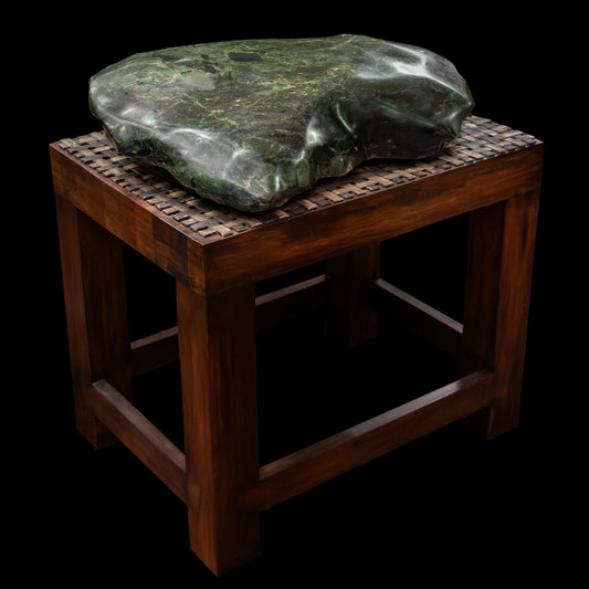 NZ Greenstone Freeform Sculpture (BH300) Rimu Pounamu