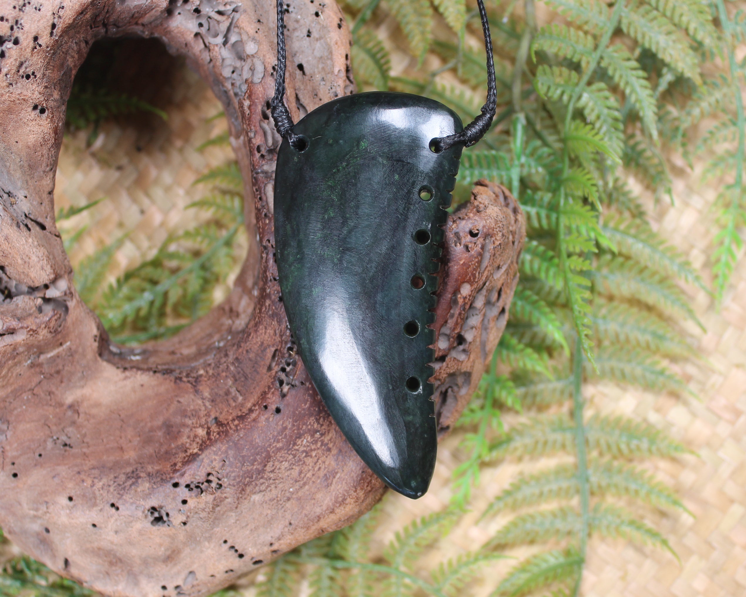 Taniwha Tooth or Niho carved from Kawakawa Pounamu - NZ Greenstone