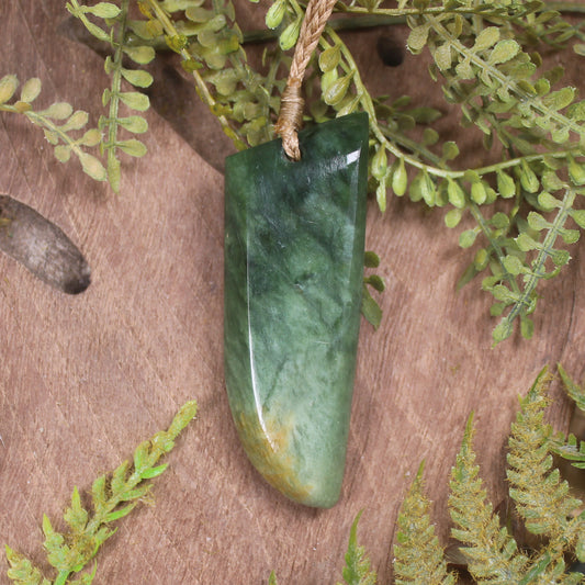 Raukaraka Pounamu Taniwha Tooth pendant