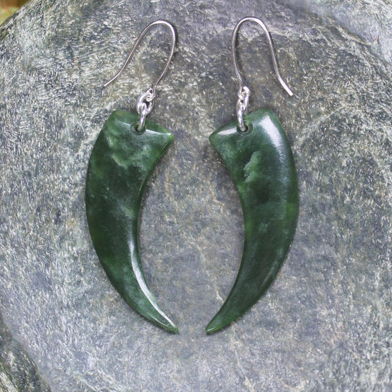 Huia Beak earrings carved from Kawakawa Pounamu - NZ Greenstone