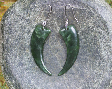 Huia Beak earrings carved from Kawakawa Pounamu - NZ Greenstone