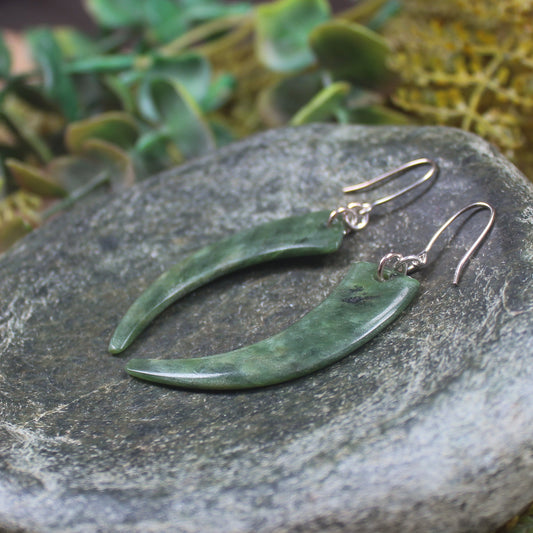 Huia Beak earrings carved from Kawakawa Pounamu - NZ Greenstone