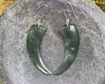 Huia Beak earrings carved from Kawakawa Pounamu - NZ Greenstone