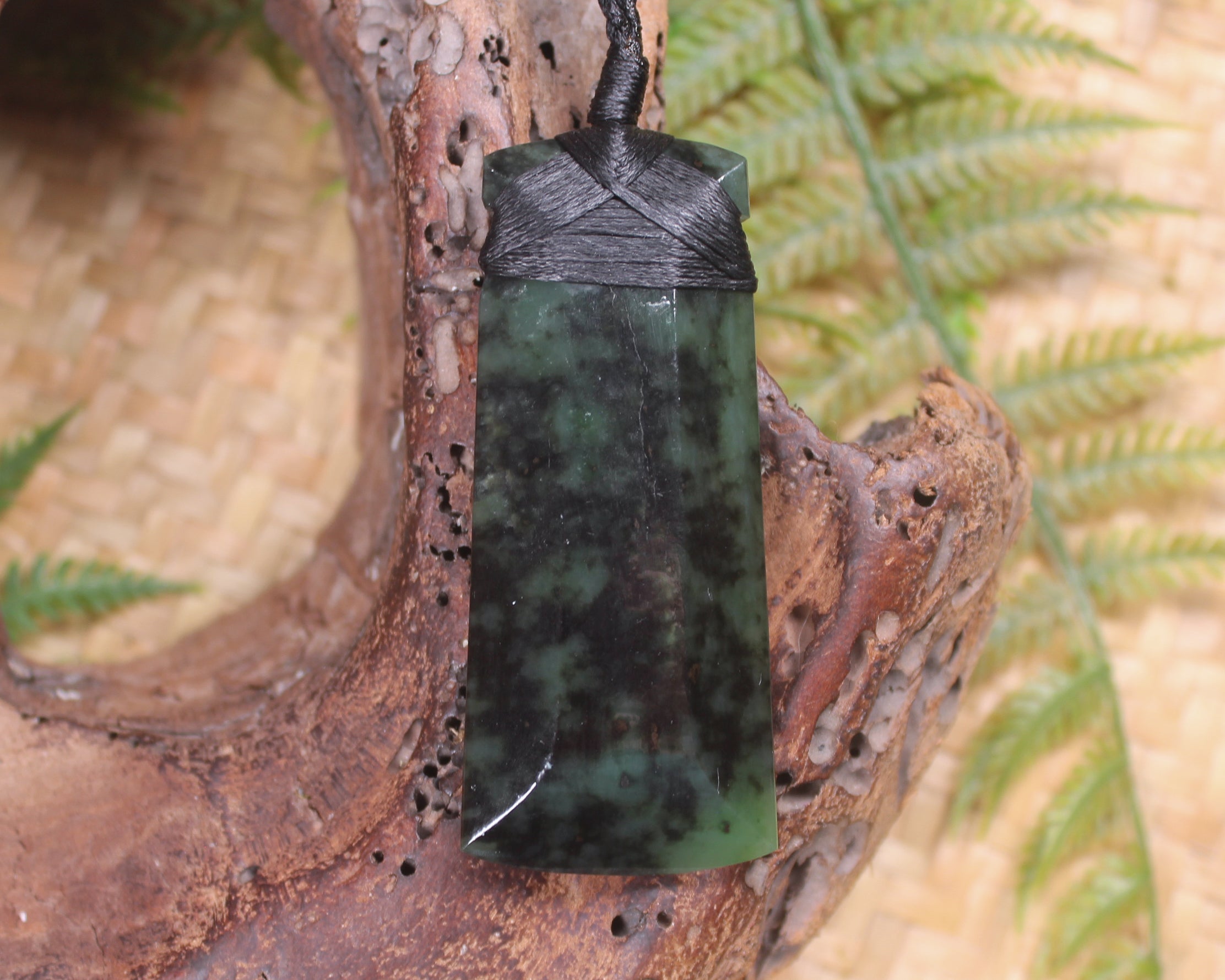 Rimu Pounamu Toki