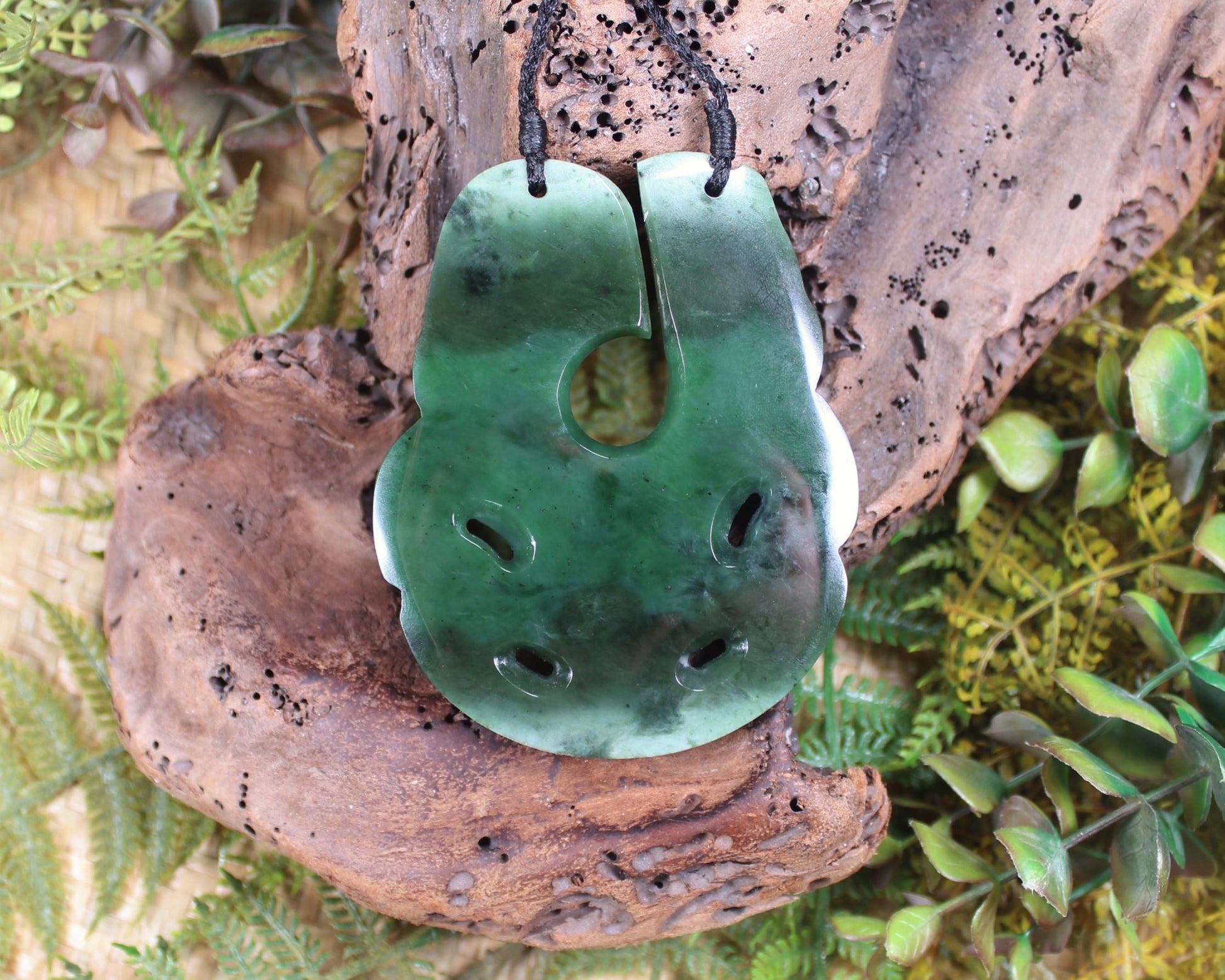 Hei Tiki carved from Rimu Pounamu - NZ Greenstone